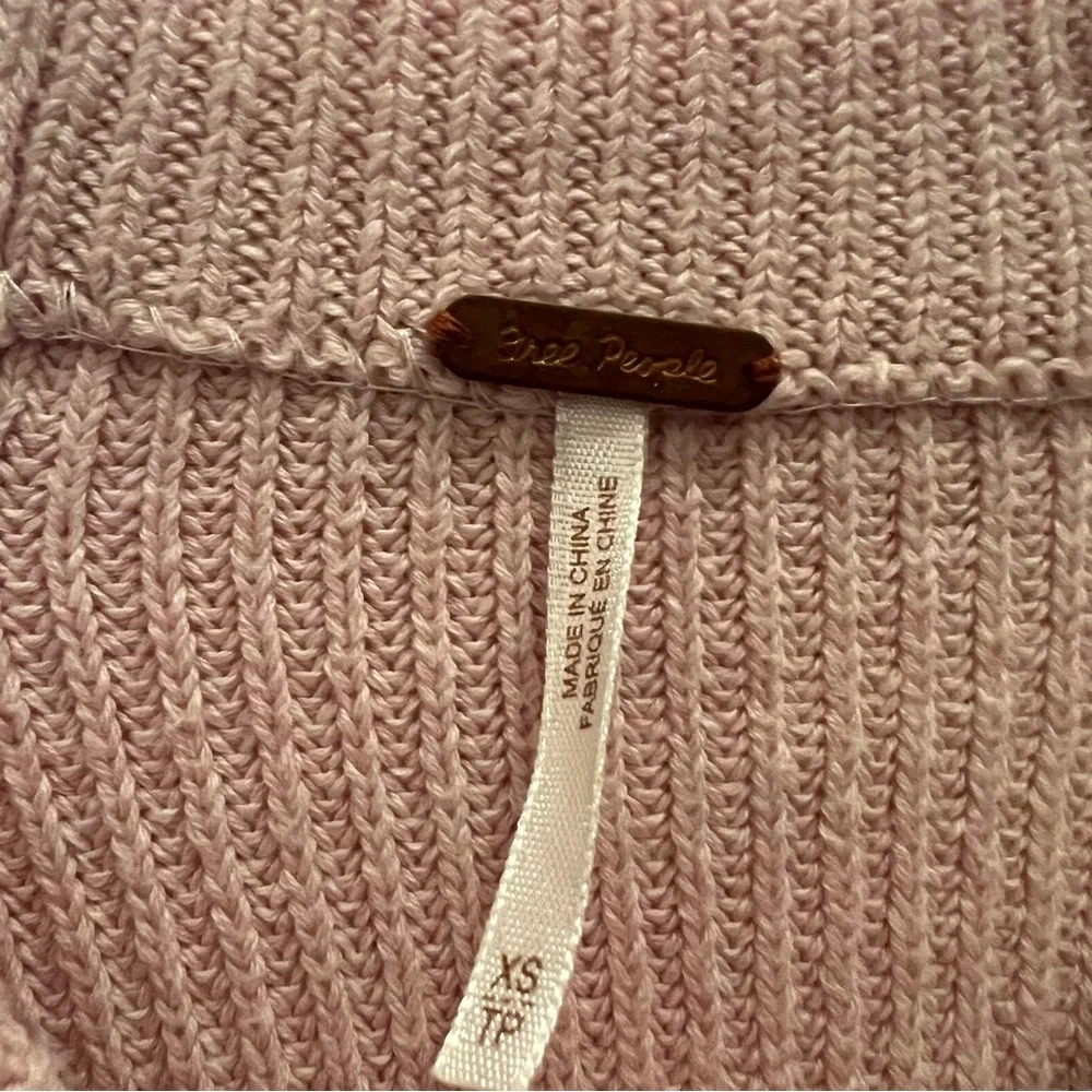 Free People Pink Ribbed Mockneck‎ Sweater